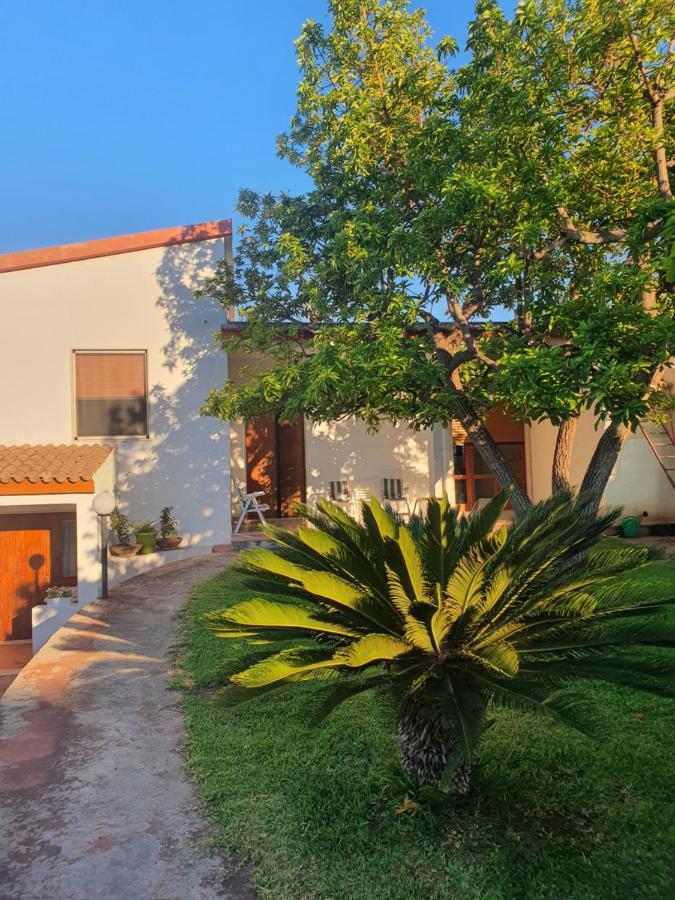 Villa Rita Apartment Fontane Bianche Exterior photo